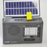 Napelemes tölthető MP3 lejátszó Rádió Bluetooth kapcsolatal, beépített LED lámpa, USB töltés, TF kártya, USB csatlakozó
