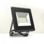 Kültéri középfehér LED reflektor (30W fekete 4500K)