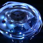 12V-os DEKOR Színváltós RGB Led szalag 30 led/m, 5050 chip, 280 Lumen, 1 év garancia
