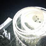 5méter 12V 60LED/m 6400K LED szalag vízálló
